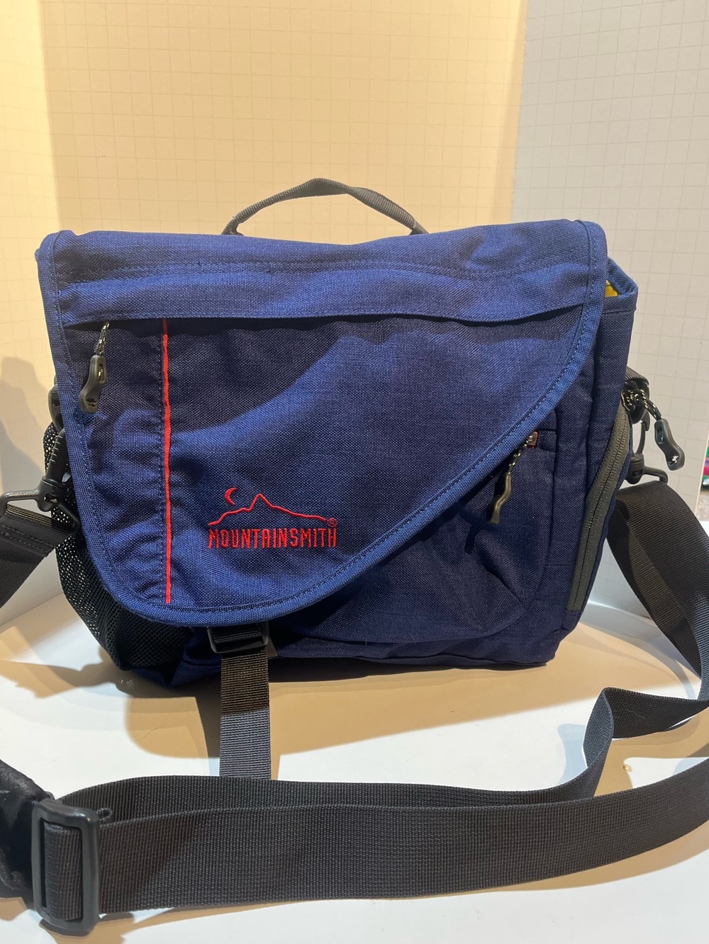 Mountainsmith Navy Messenger Bag with Red Accent - unisex